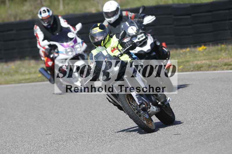 /01 02.04.2026 MAZ ADR/Gruppe gelb Gruppe gruen/Instruktoren